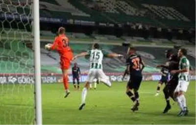 Süper Lig: Konyaspor: 4 M.Başakşehir: 3 (Maç sonucu) Süper Lig: Konyaspor: 4 M.Başakşehir: 3 (Maç sonucu)