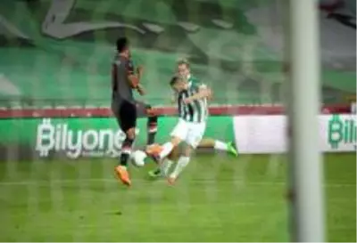 Süper Lig: Konyaspor: 4 M.Başakşehir: 3 (Maç sonucu) Süper Lig: Konyaspor: 4 M.Başakşehir: 3 (Maç sonucu)