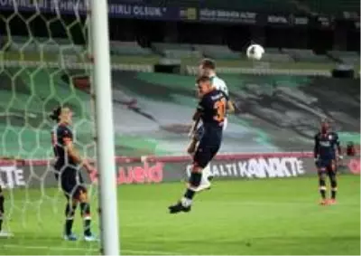 Süper Lig: Konyaspor: 4 M.Başakşehir: 3 (Maç sonucu) Süper Lig: Konyaspor: 4 M.Başakşehir: 3 (Maç sonucu)