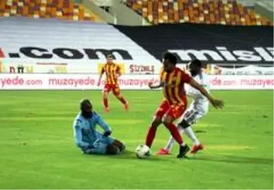 Süper Lig: Yeni Malatyaspor: 0 Beşiktaş: 0 (İlk yarı) Süper Lig: Yeni Malatyaspor: 0 Beşiktaş: 0 (İlk yarı)