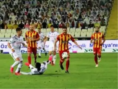 Süper Lig: Yeni Malatyaspor: 0 Beşiktaş: 0 (İlk yarı) Süper Lig: Yeni Malatyaspor: 0 Beşiktaş: 0 (İlk yarı)