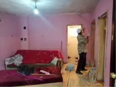 Uzundere'de çöp ev 3 günde temizlendi