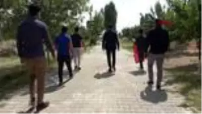Van’da 15 Temmuz şehidi polis memuru mezarı başında anıldı
