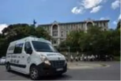 Adalet Ağaoğlu'nun cenazesi vasiyeti üzerine Boğaziçi Üniversitesi'ne getirildi Adalet Ağaoğlu'nun cenazesi vasiyeti üzerine Boğaziçi Üniversitesi'ne getirildi