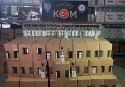 Adana'da 2 bin 140 litre kaçak etil alkol ele geçirildi Adana'da 2 bin 140 litre kaçak etil alkol ele geçirildi