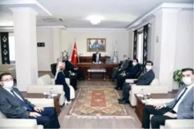 Aydın Valisi Aksoy'dan İl Müftüsü Aksu'ya ziyaret Aydın Valisi Aksoy'dan İl Müftüsü Aksu'ya ziyaret