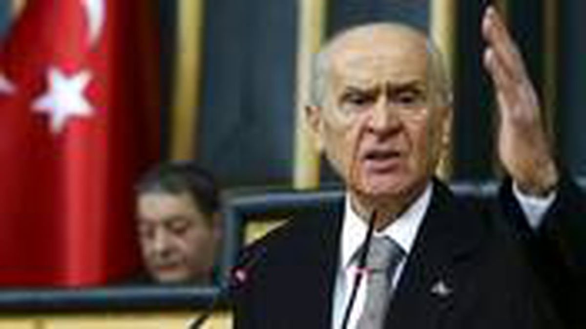 Bahçeli'den Ayasofya'nın ibadete açılmasını eleştirenlere sert tepki: Hazmedemeyenler aymaz ve ahlaksızlardır