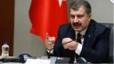 Bakan Koca bıkmadan uyarıyor: İğne atsan yere düşmez yerlerde iğneyi yere düşürelim Bakan Koca bıkmadan uyarıyor: İğne atsan yere düşmez yerlerde iğneyi yere düşürelim