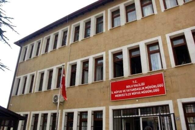 Devlet kurumuna girip 'Size koronavirüs hediye getirdim' diyen şahsa 3 bin lira para cezası Devlet kurumuna girip 'Size koronavirüs hediye getirdim' diyen şahsa 3 bin lira para cezası