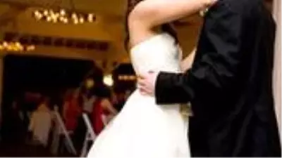 Evlilik hazırlığı yapan çiftleri koronavirüsten sonra altın fiyatları da vurdu Evlilik hazırlığı yapan çiftleri koronavirüsten sonra altın fiyatları da vurdu