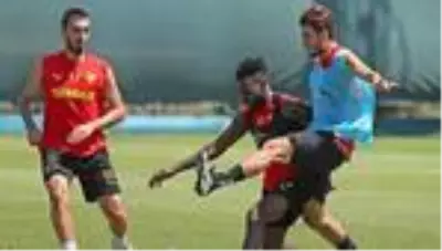 Göztepe, Galatasaray maçının hazırlıklarına başladı Göztepe, Galatasaray maçının hazırlıklarına başladı