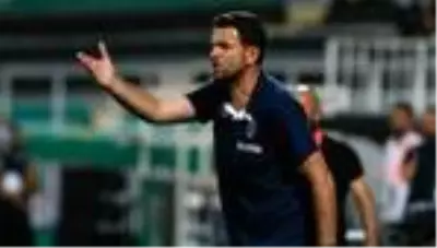 Hüseyin Çimşir, Trabzonspor'un başında ilk kez kaybetti! Hüseyin Çimşir, Trabzonspor'un başında ilk kez kaybetti!