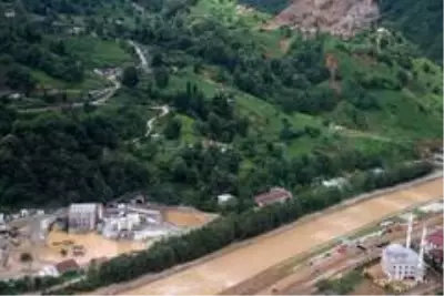 İçişleri Bakanı Soylu, afet bölgelerini havadan inceledi İçişleri Bakanı Soylu, afet bölgelerini havadan inceledi