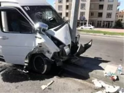 Kayseri'de 4 aracın karıştığı kazada 7 kişi yaralandı Kayseri'de 4 aracın karıştığı kazada 7 kişi yaralandı