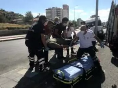 Kayseri'de 4 aracın karıştığı kazada 7 kişi yaralandı Kayseri'de 4 aracın karıştığı kazada 7 kişi yaralandı