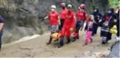 Rize'de selin hasarı, gün ağarınca ortaya çıktı (4) Rize'de selin hasarı, gün ağarınca ortaya çıktı (4)