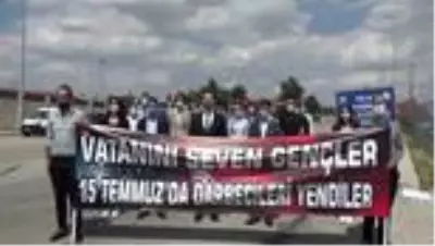 Son Dakika: Siyasi partilerin gençlik kolları temsilcileri 15 Temmuz'u kınadı Son Dakika: Siyasi partilerin gençlik kolları temsilcileri 15 Temmuz'u kınadı