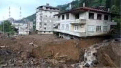 Son dakika: Rize'deki sel felaketinden üst üste acı haberler: 2 ölü Son dakika: Rize'deki sel felaketinden üst üste acı haberler: 2 ölü