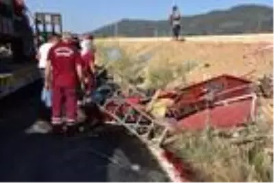 Son dakika haber... Tire'de maki yangınına giden arazöz devrildi: 2 ölü, 2 yaralı (3)