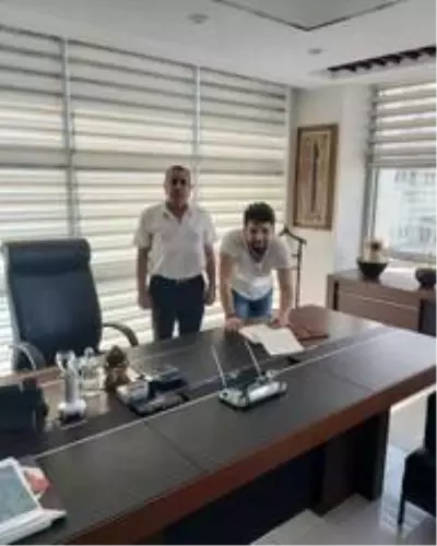 Son dakika haber: Yeşilyurt Belediyespor genç milli futbolcuyu kadrosuna kattı Son dakika haber: Yeşilyurt Belediyespor genç milli futbolcuyu kadrosuna kattı