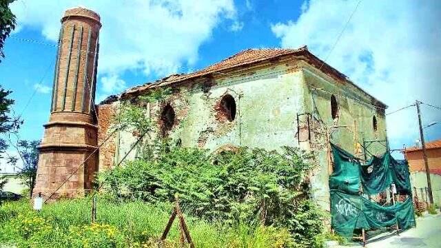 Yunan validen Ayasofya misillemesi: Midilli'deki Valide Camii restorasyonu durdurulsun Yunan validen Ayasofya misillemesi: Midilli'deki Valide Camii restorasyonu durdurulsun