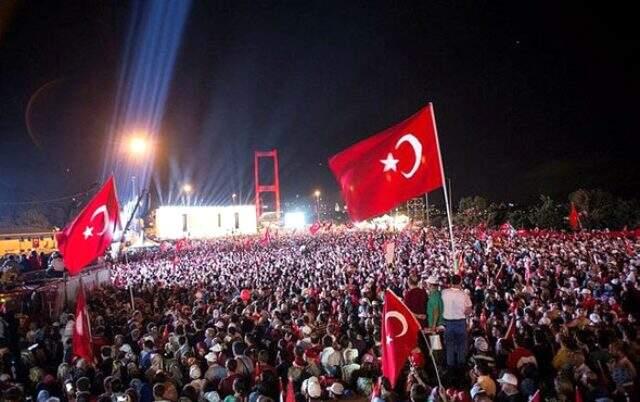 15 Temmuz hain darbe girişiminin 4. yıl dönümünde kahraman şehitlerimizi ve gazilerimizi saygıyla anıyoruz 15 Temmuz hain darbe girişiminin 4. yıl dönümünde kahraman şehitlerimizi ve gazilerimizi saygıyla anıyoruz