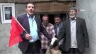 15 Temmuz Şehidi Yaşar'ın babası, operasyona katılan askerlere kurban kesti