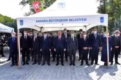 Ankara Büyükşehir Belediyesi 15 Temmuz şehitlerini unutmadı Ankara Büyükşehir Belediyesi 15 Temmuz şehitlerini unutmadı