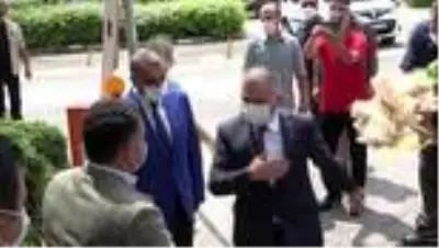 Antalya Valisi Yazıcı'dan turistlere 'sizi bekliyoruz' çağrısı Antalya Valisi Yazıcı'dan turistlere 'sizi bekliyoruz' çağrısı