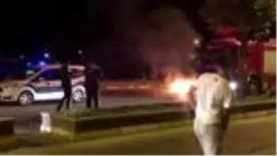 AYDIN Ceza kesilmesine sinirlenip, motosikletini ateşe verdi AYDIN Ceza kesilmesine sinirlenip, motosikletini ateşe verdi
