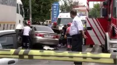 Bağcılar'da korkunç kaza Bağcılar'da korkunç kaza
