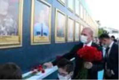 Bakan Soylu, 15 Temmuz şehitlerinin adlarını okurken gözyaşlarına hakim olamadı Bakan Soylu, 15 Temmuz şehitlerinin adlarını okurken gözyaşlarına hakim olamadı