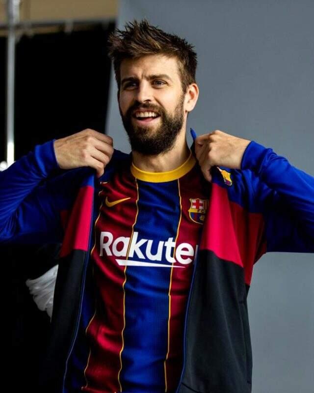 Barcelona'dan ayrılması beklenen Griezmann, forma tanıtımında yer aldı Barcelona'dan ayrılması beklenen Griezmann, forma tanıtımında yer aldı