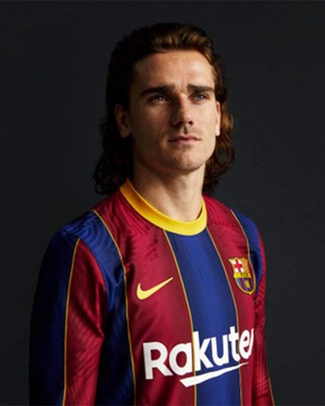 Barcelona'dan ayrılması beklenen Griezmann, forma tanıtımında yer aldı Barcelona'dan ayrılması beklenen Griezmann, forma tanıtımında yer aldı