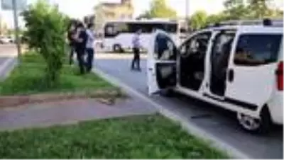 Bıçaklı kavga: 1 ölü, 6 yaralı Bıçaklı kavga: 1 ölü, 6 yaralı