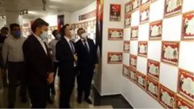 Diyarbakır'da 15 Temmuz şehitleri için 'Ölümsüz Kahramanlar' sergisi açıldı Diyarbakır'da 15 Temmuz şehitleri için 'Ölümsüz Kahramanlar' sergisi açıldı