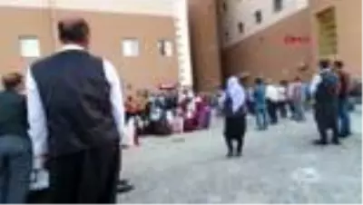 Diyarbakır ve Adıyaman'da serinlemek için sulama kanalına giren 4 genç boğuldu Diyarbakır ve Adıyaman'da serinlemek için sulama kanalına giren 4 genç boğuldu