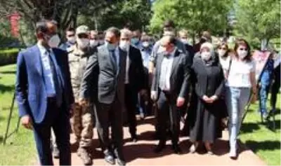 Fırat Üniversitesi'nde 15 Temmuz etkinliği Fırat Üniversitesi'nde 15 Temmuz etkinliği