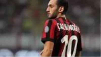Hakan Çalhanoğlu şov yaptı! Milan 3-1 Parma Hakan Çalhanoğlu şov yaptı! Milan 3-1 Parma