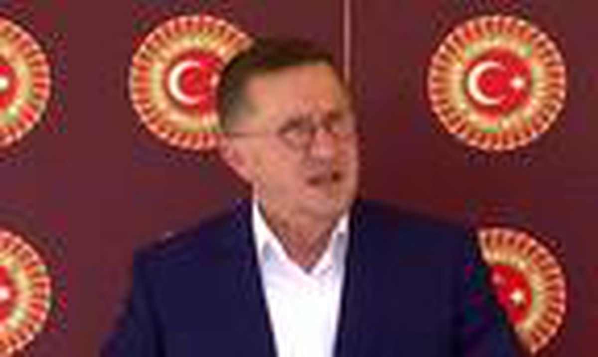 İYİ Parti'li Türkkan: Kızımın sosyal medyada paylaşmak gibi bir hatası var