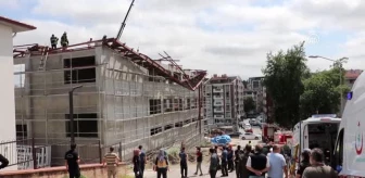 Kastamonu'da bir inşaatın çatısı çöktü (2)