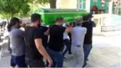 Motosiklet kazasında yaralanan genç kız yaşama tutunamadı Motosiklet kazasında yaralanan genç kız yaşama tutunamadı