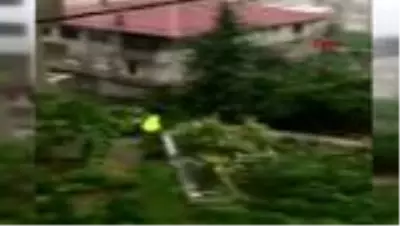 Rize'de sel ve heyelan anlarına ait yeni görüntüler ortaya çıktı Rize'de sel ve heyelan anlarına ait yeni görüntüler ortaya çıktı