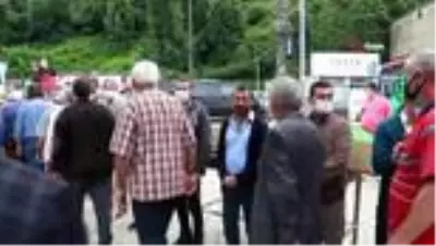 Rize'deki selde hayatını kaybedenler son yolculuğuna uğurlanıyor Rize'deki selde hayatını kaybedenler son yolculuğuna uğurlanıyor