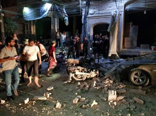 Rus savaş uçaklar, TSK'nın kontrolündeki El Bab'a hava saldırısı düzenledi: 1 ölü, 11 yaralı Rus savaş uçaklar, TSK'nın kontrolündeki El Bab'a hava saldırısı düzenledi: 1 ölü, 11 yaralı
