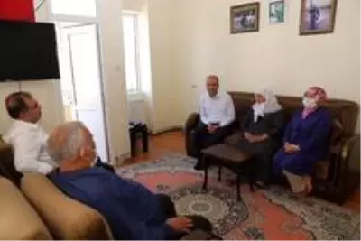 Şehit yakınlarını ziyaret Şehit yakınlarını ziyaret