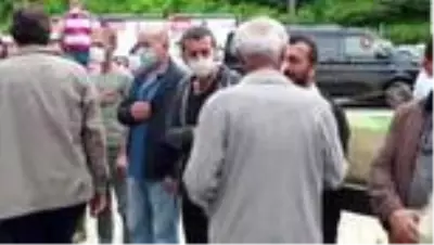 Selde hayatını kaybedenler son yolculuğuna uğurlanıyor Selde hayatını kaybedenler son yolculuğuna uğurlanıyor