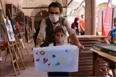 Tarihi külliyede çocuklarla renkli sanat günleri Tarihi külliyede çocuklarla renkli sanat günleri