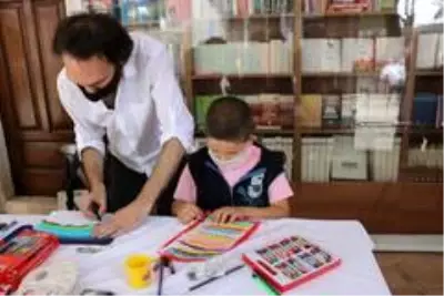 Tarihi külliyede çocuklarla renkli sanat günleri Tarihi külliyede çocuklarla renkli sanat günleri