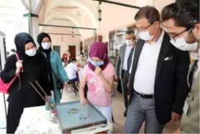 Tarihi külliyede çocuklarla renkli sanat günleri Tarihi külliyede çocuklarla renkli sanat günleri